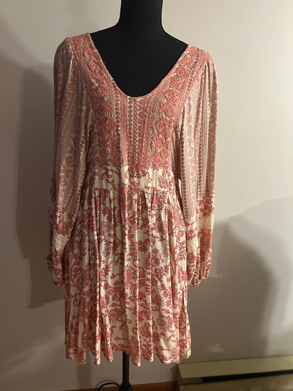 Sincerely Jules Ivory and Coral Printed Long-Sleeve Mini Dress